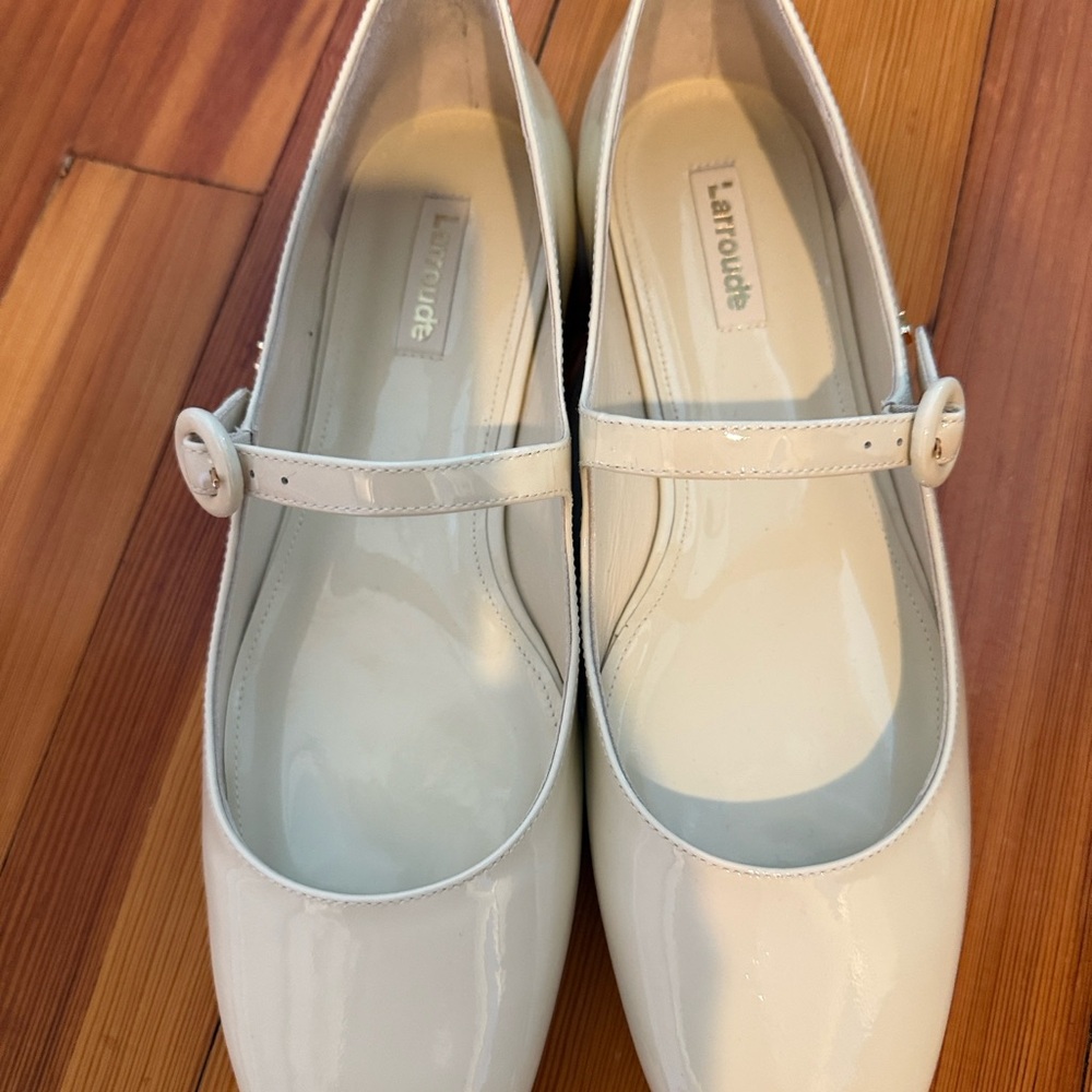 Laroude cream Mary Jane Shoes. brand new - Picture 3 of 9